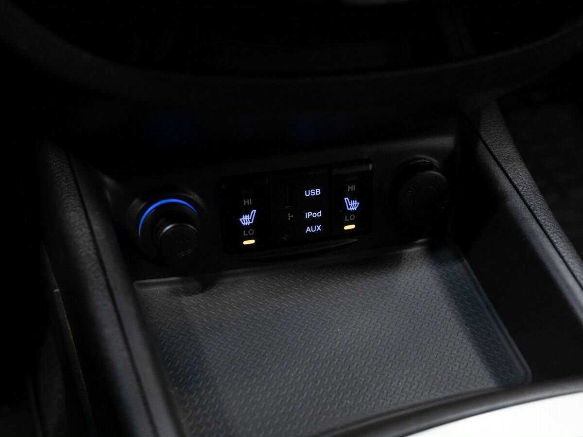 Купить Hyundai Santa Fe с пробегом. Фото: #17
