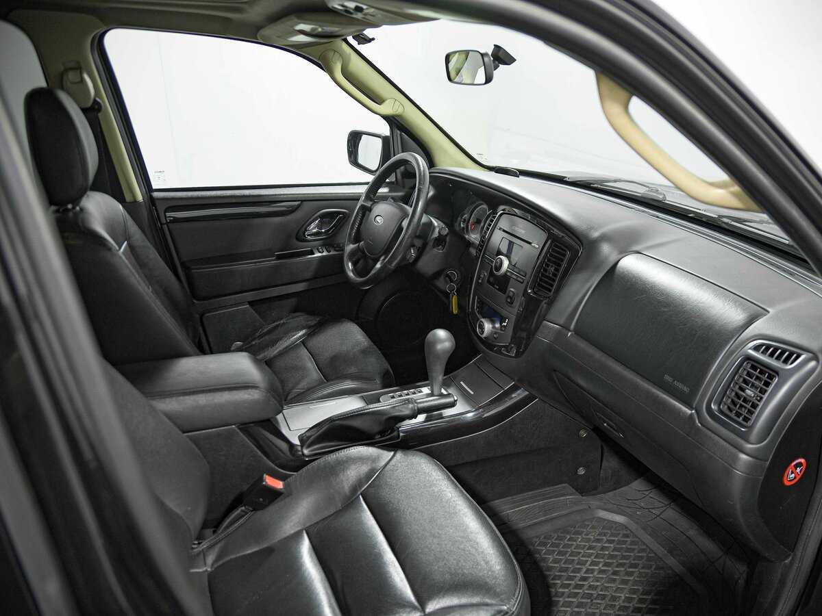 Купить Ford Escape с пробегом. Фото: #12