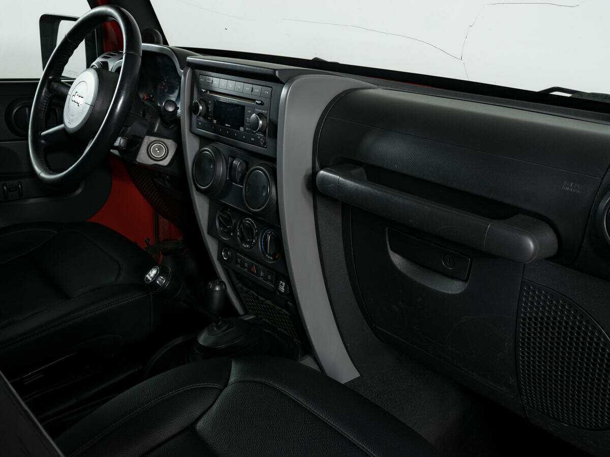 Купить Jeep Wrangler с пробегом. Фото: #6