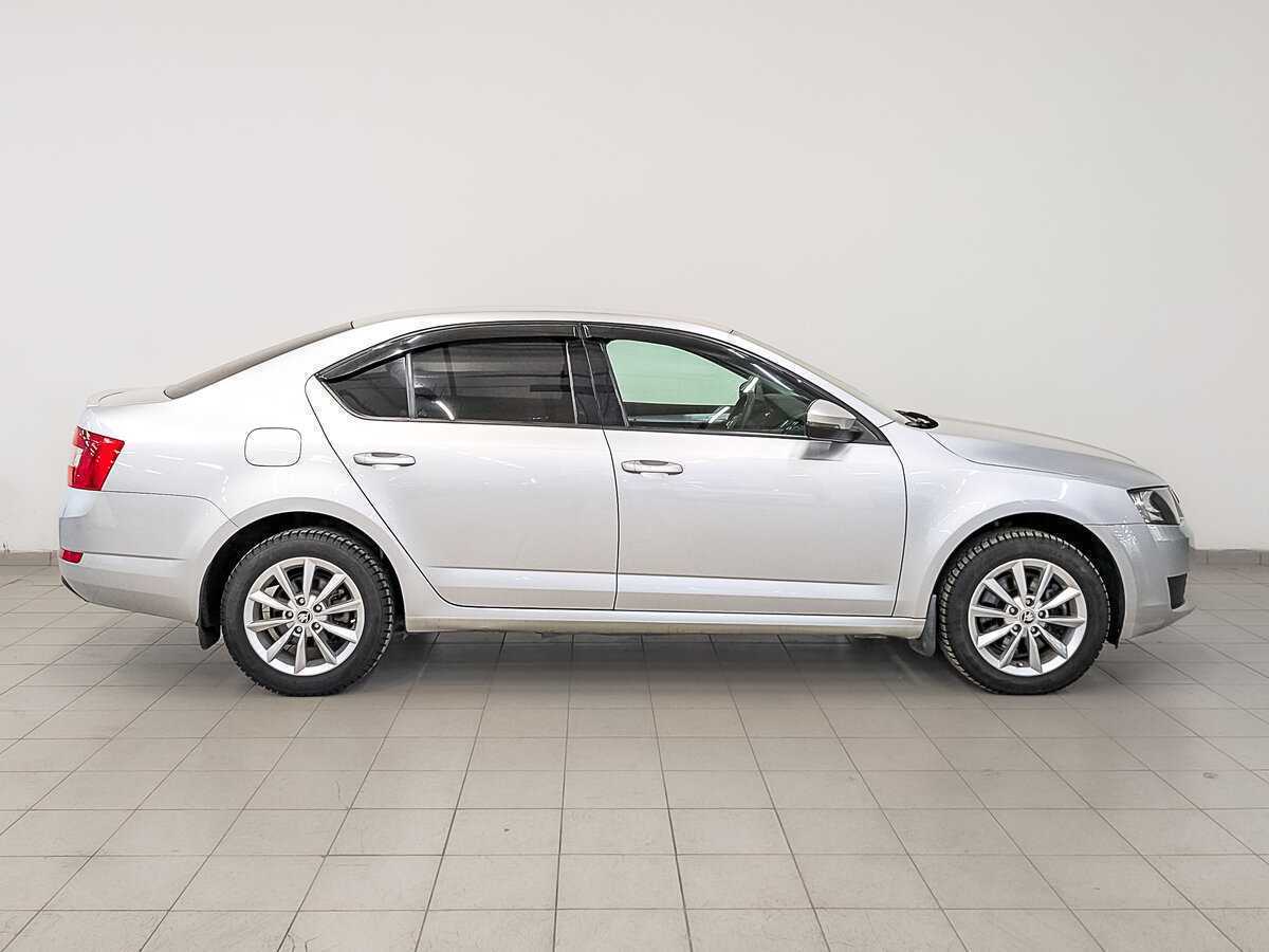 Купить Skoda Octavia с пробегом. Фото: #3