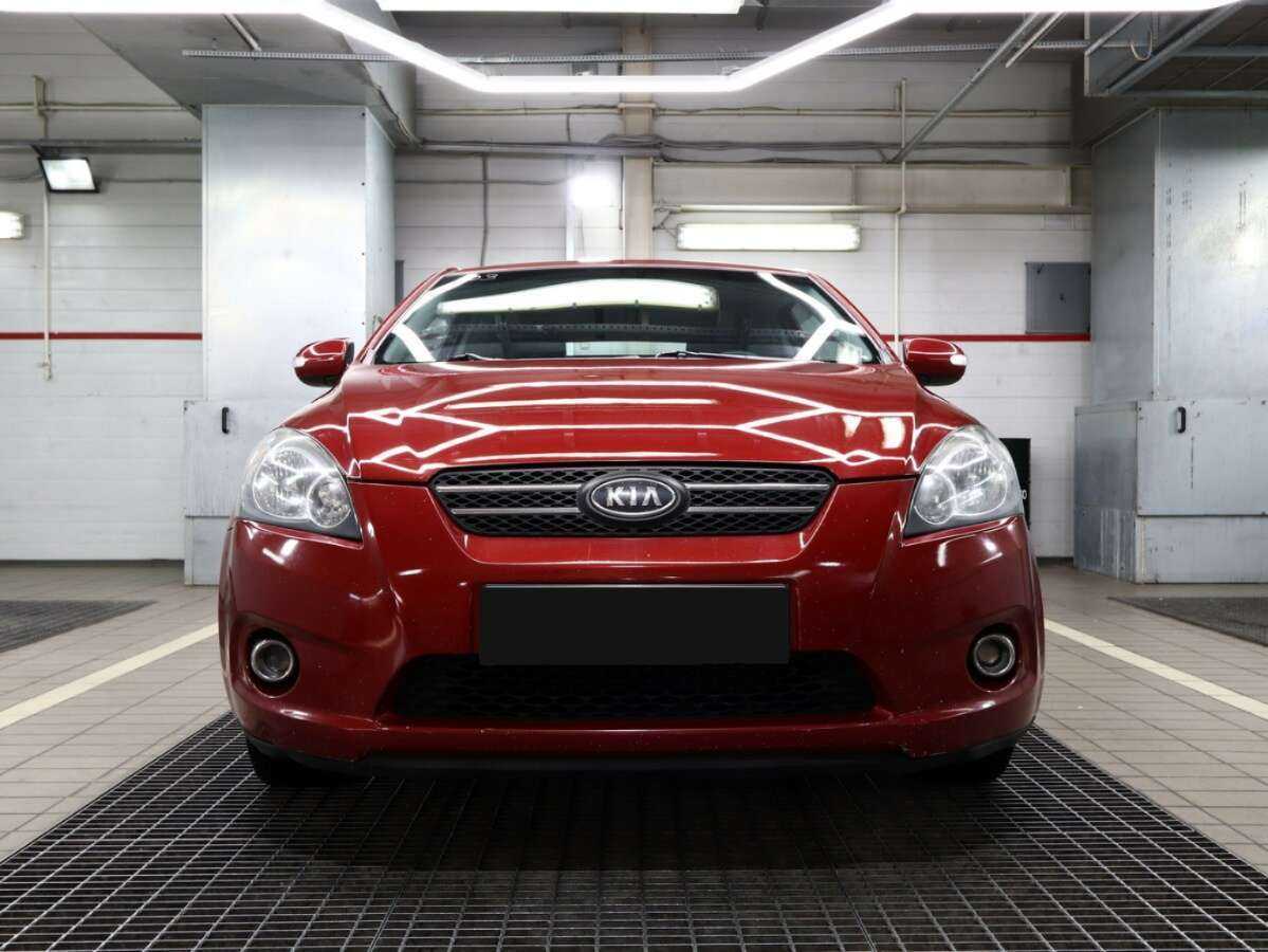 Купить Kia Ceed с пробегом. Фото: #2