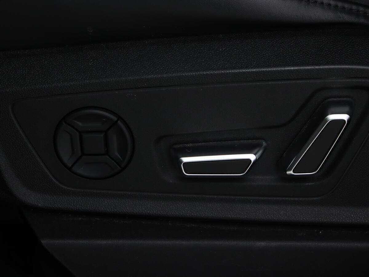 Купить Audi e-tron с пробегом. Фото: #22