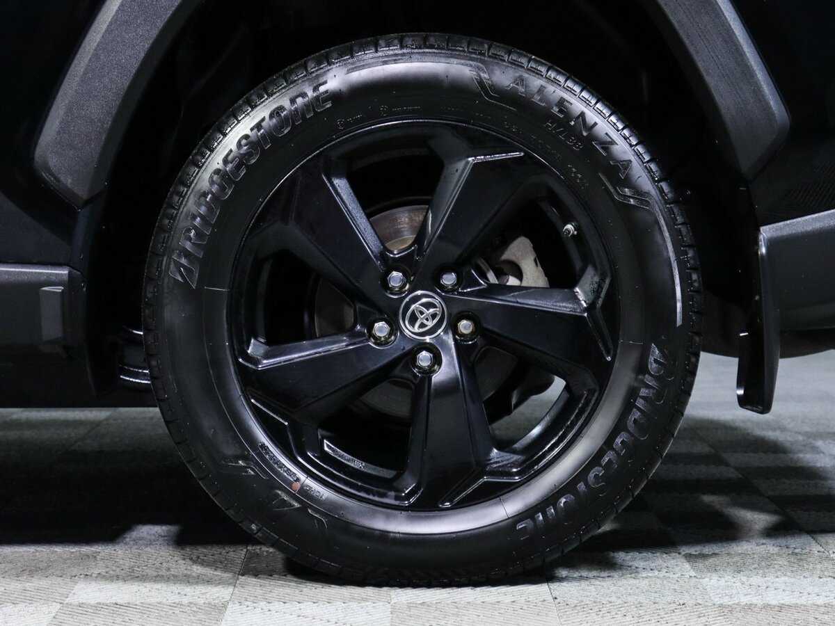 Купить Toyota RAV4 с пробегом. Фото: #11