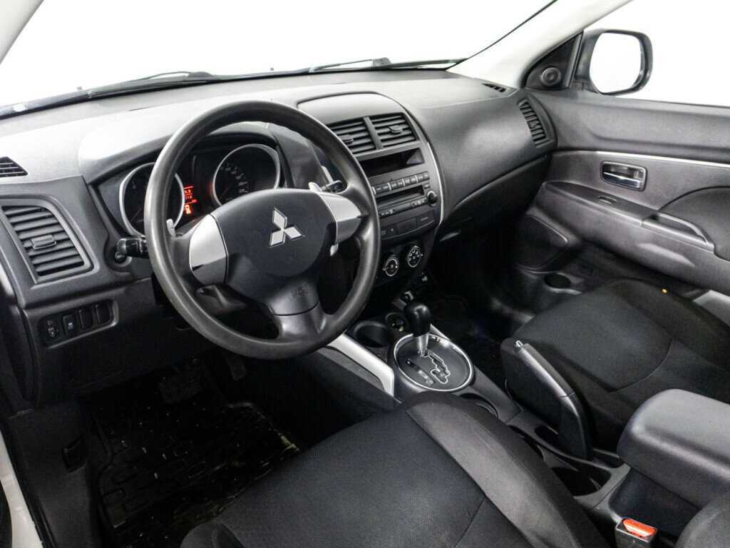 Купить Mitsubishi ASX с пробегом. Фото: #10