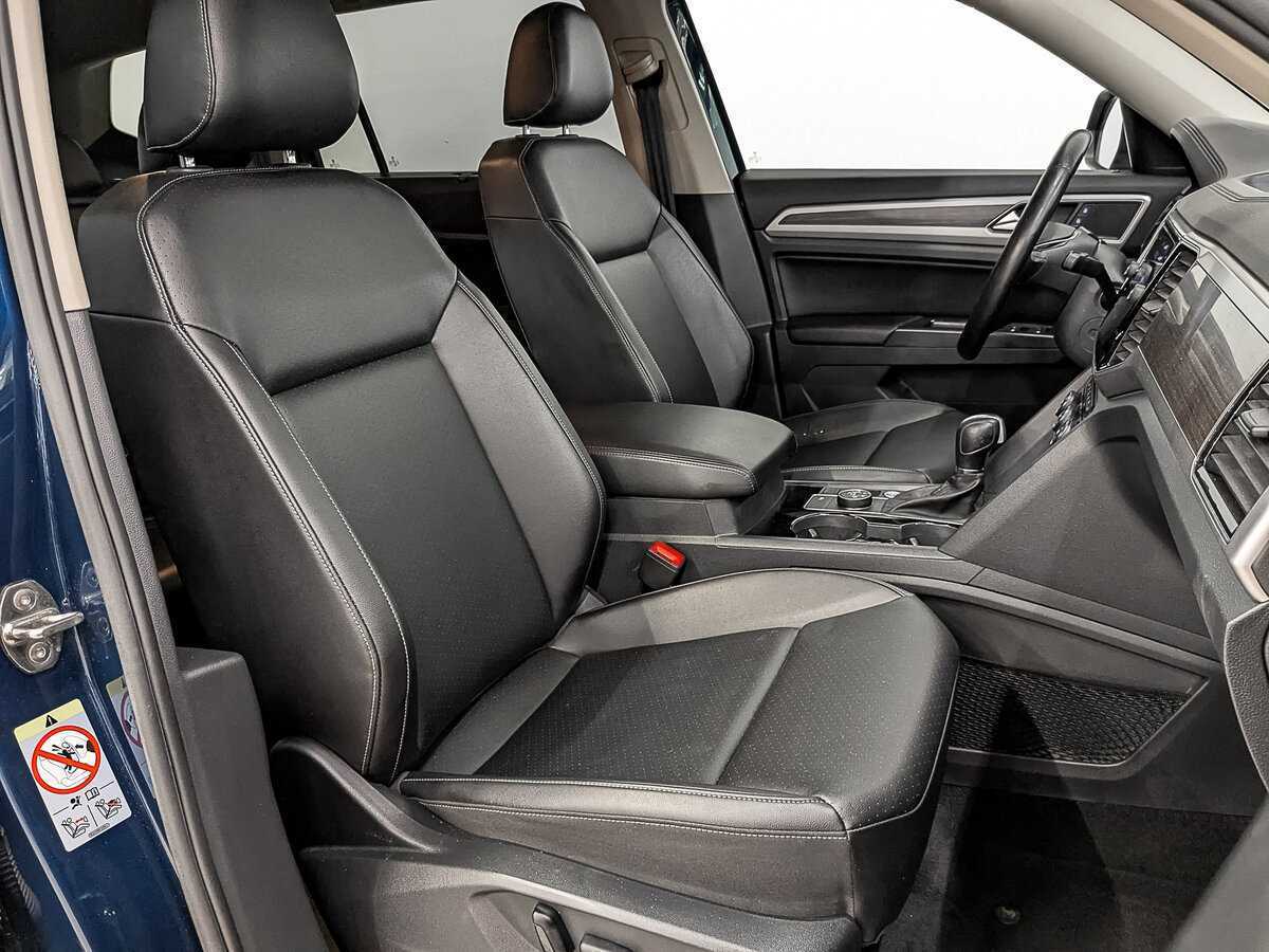 Купить Volkswagen Teramont с пробегом. Фото: #23