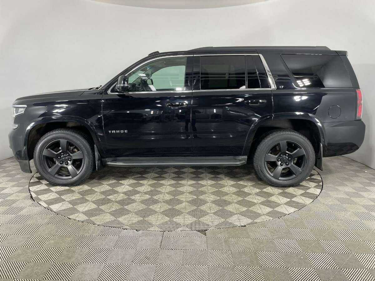 Купить Chevrolet Tahoe с пробегом. Фото: #4