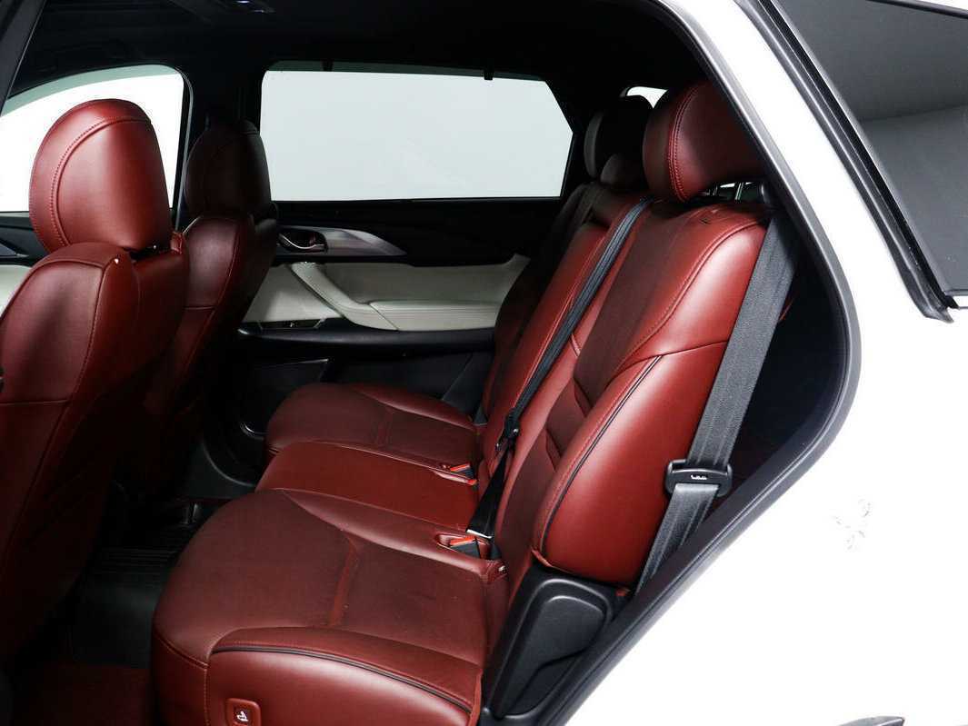 Купить Mazda CX-9 с пробегом. Фото: #11