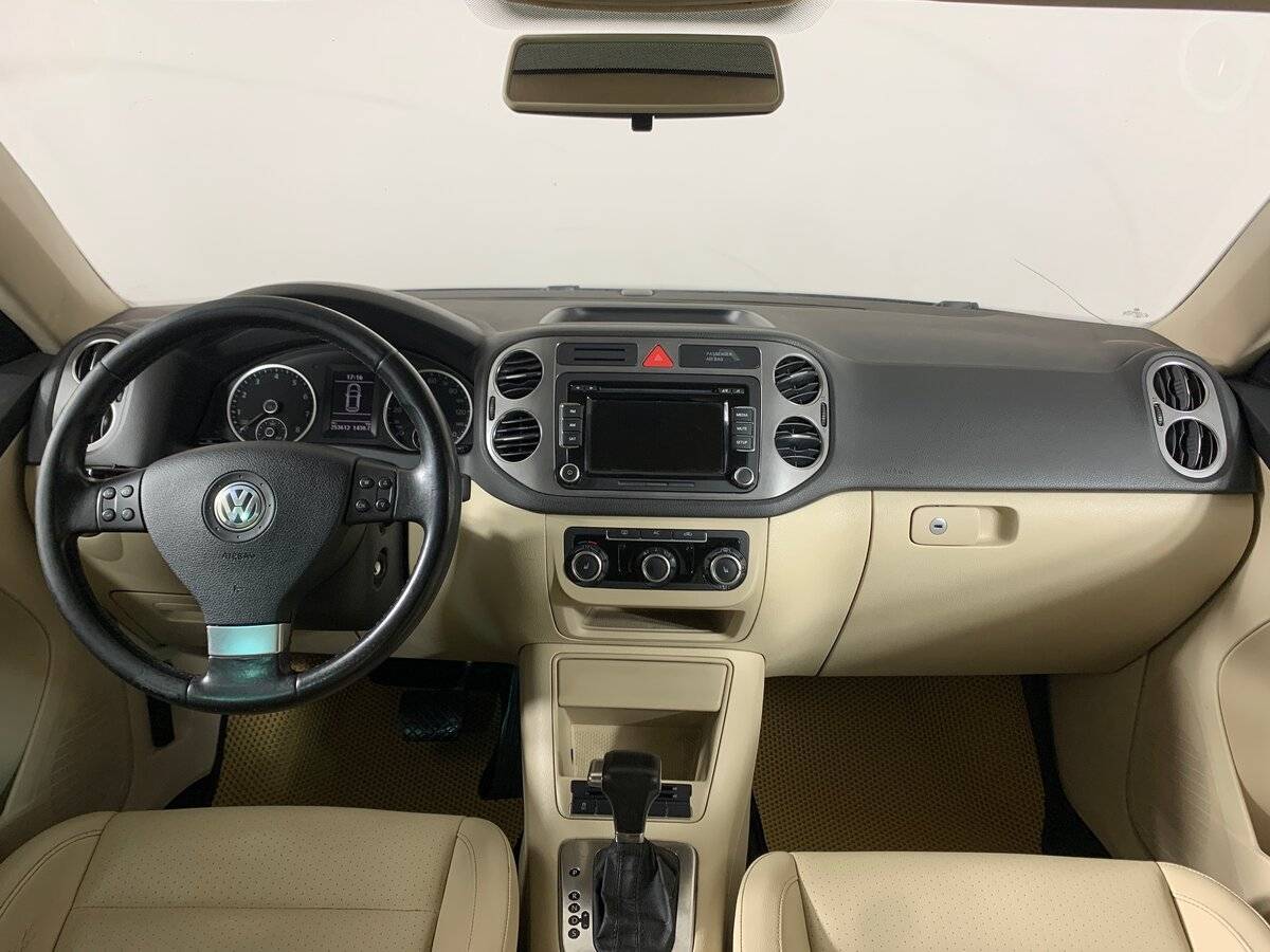 Купить Volkswagen Tiguan с пробегом. Фото: #11