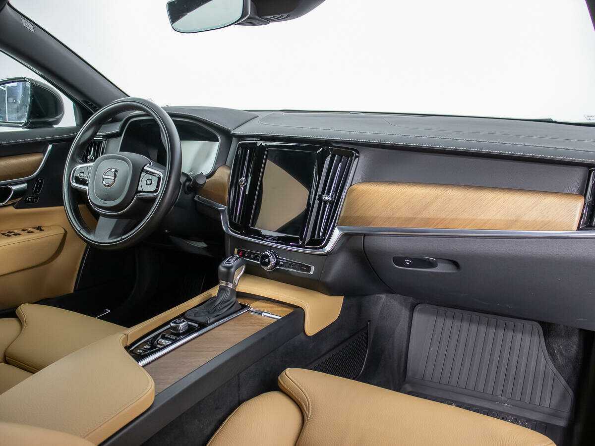 Купить Volvo S90 с пробегом. Фото: #8