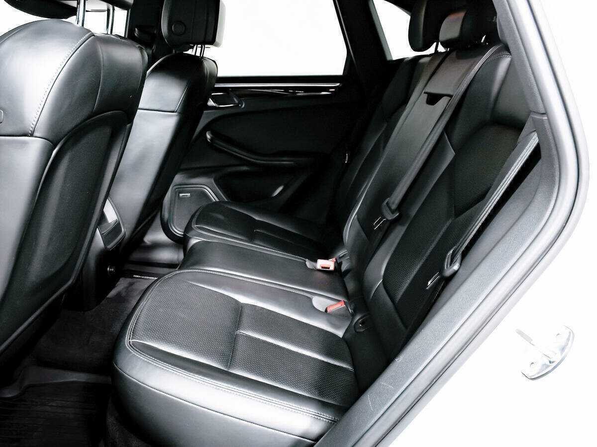 Купить Porsche Macan с пробегом. Фото: #11