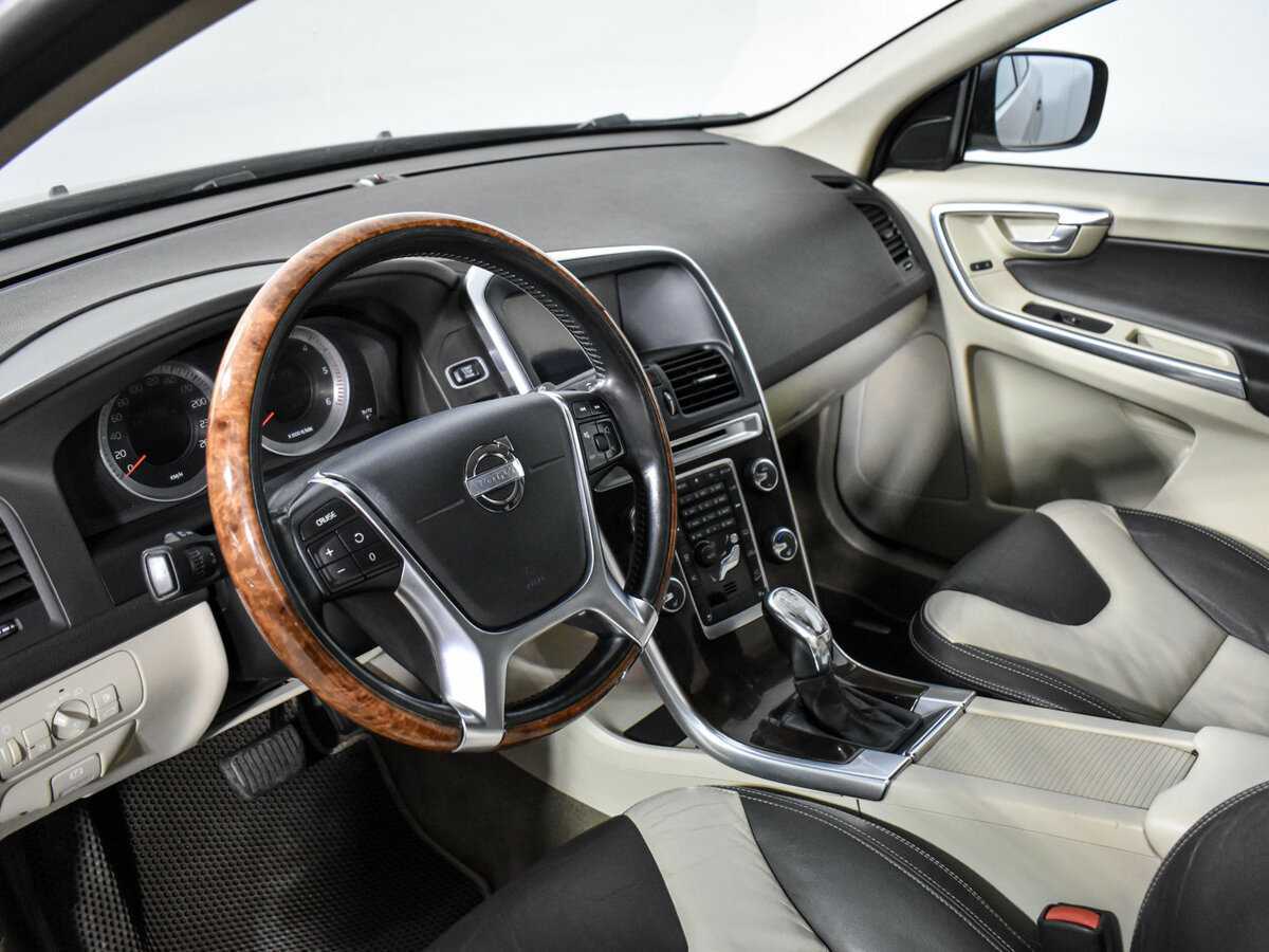 Купить Volvo XC60 с пробегом. Фото: #6