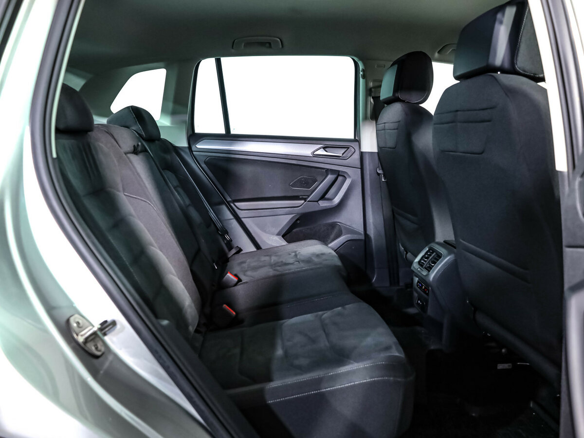 Купить Volkswagen Tiguan с пробегом. Фото: #20