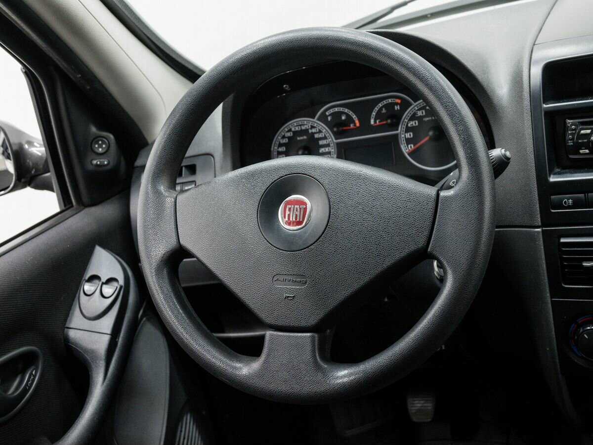 Купить Fiat Albea с пробегом. Фото: #10