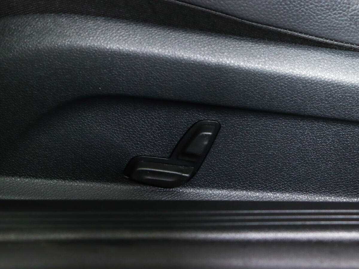 Купить Mercedes-Benz E-Класс с пробегом. Фото: #19
