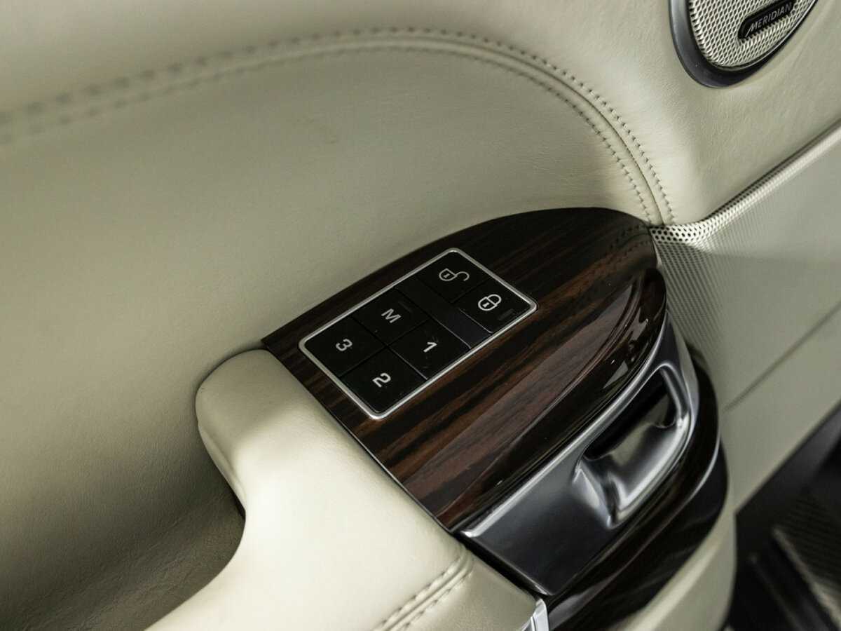 Купить Land Rover Range Rover с пробегом. Фото: #21