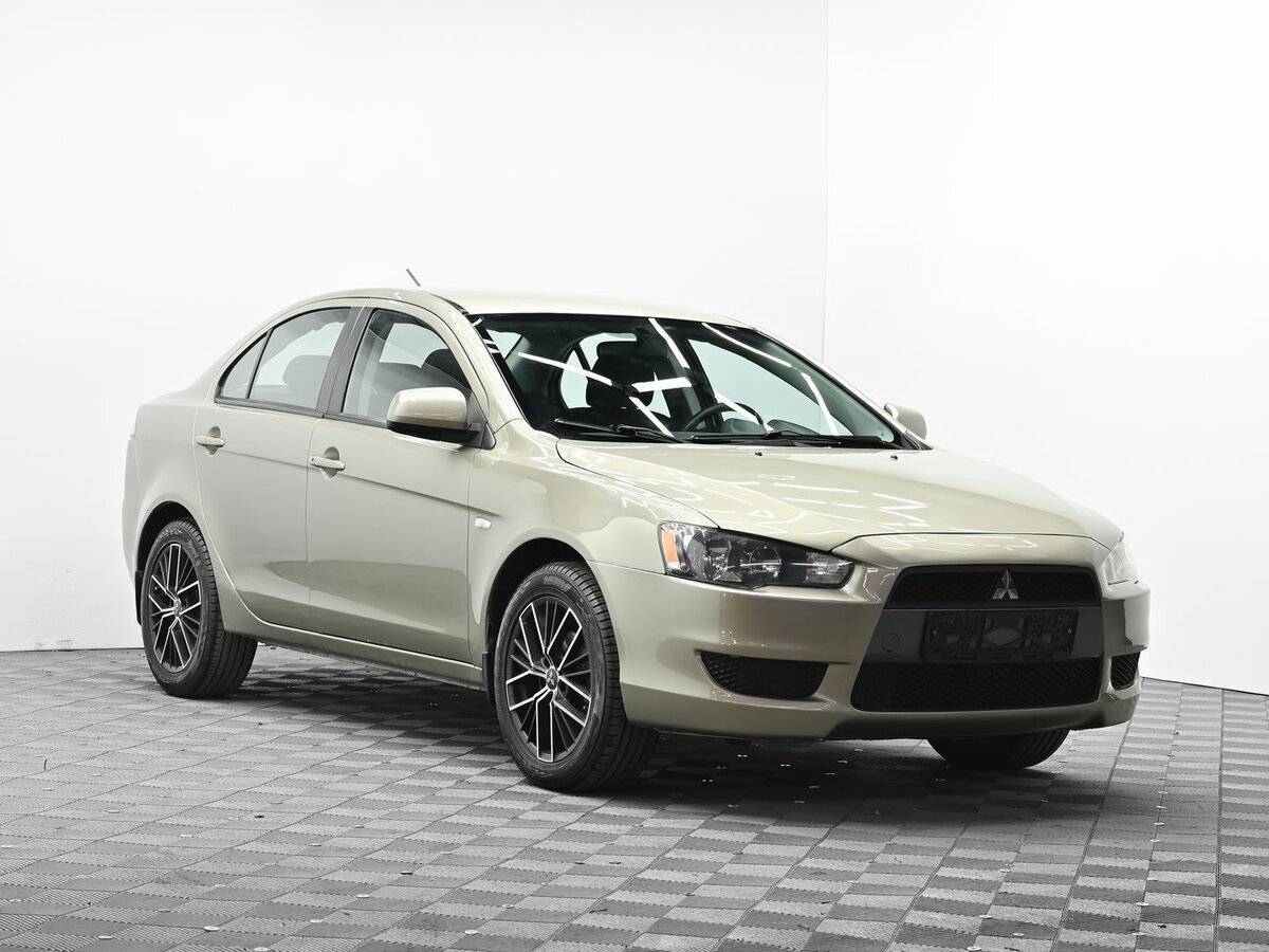 Купить Mitsubishi Lancer с пробегом. Фото: #1