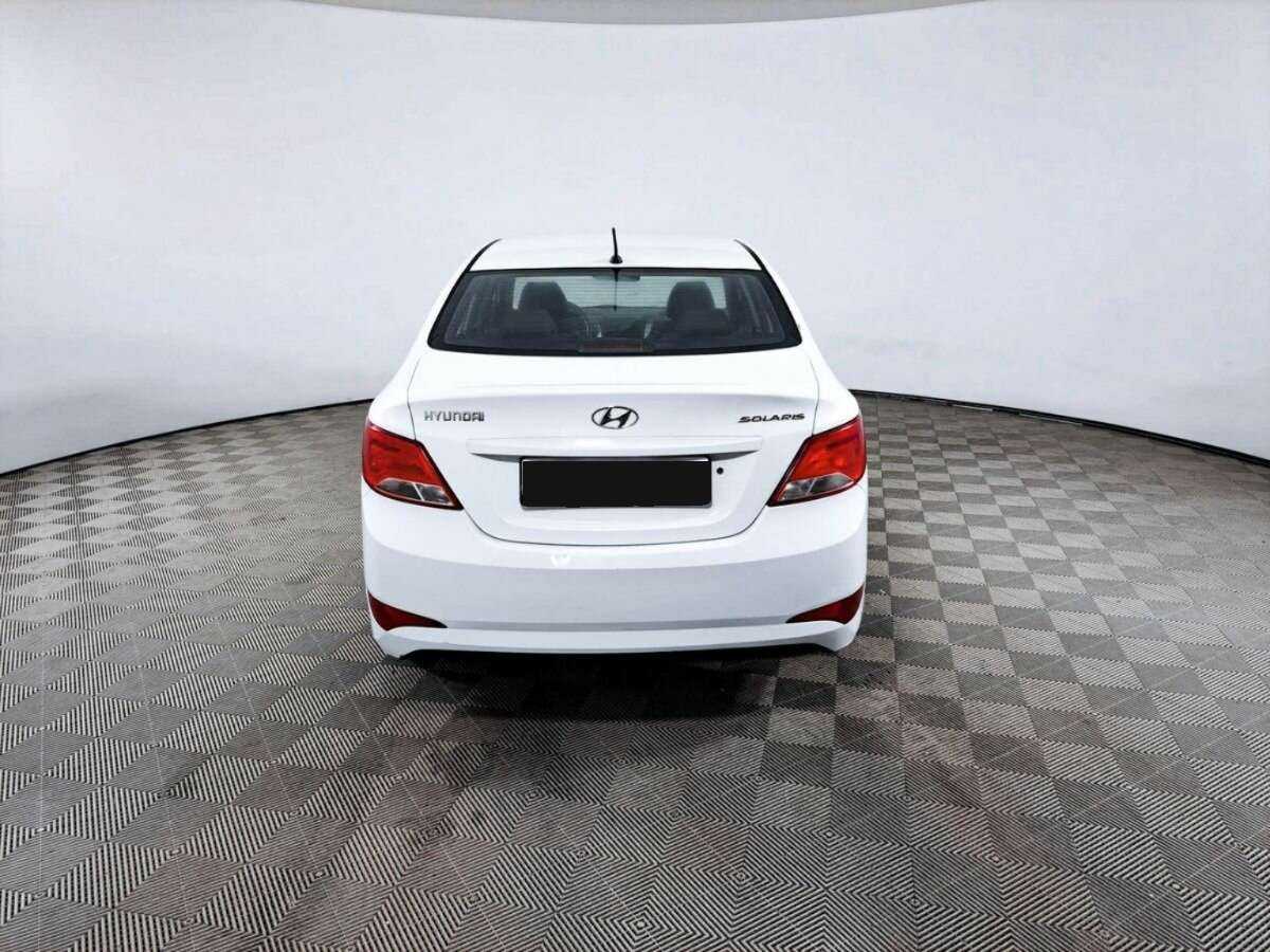 Купить Hyundai Solaris с пробегом. Фото: #5