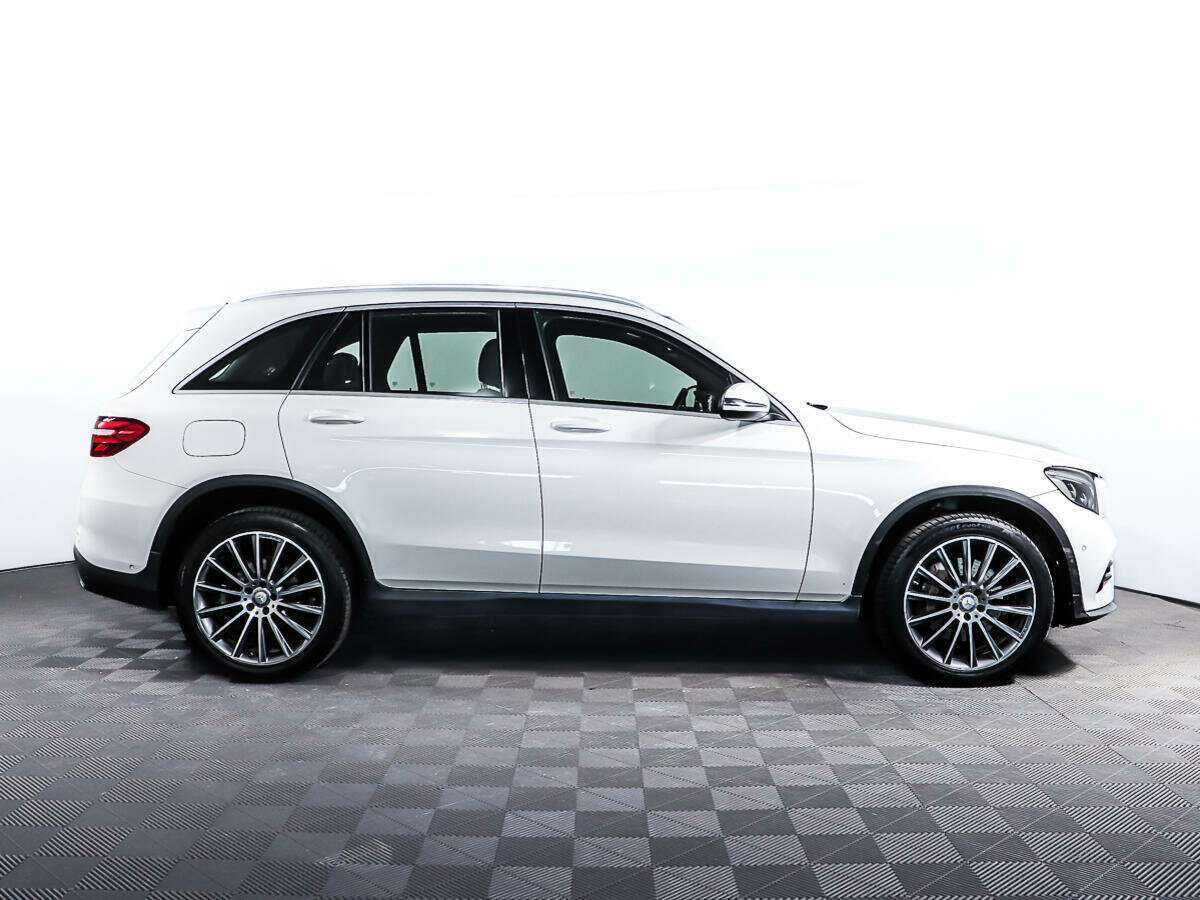 Купить Mercedes-Benz GLC с пробегом. Фото: #3