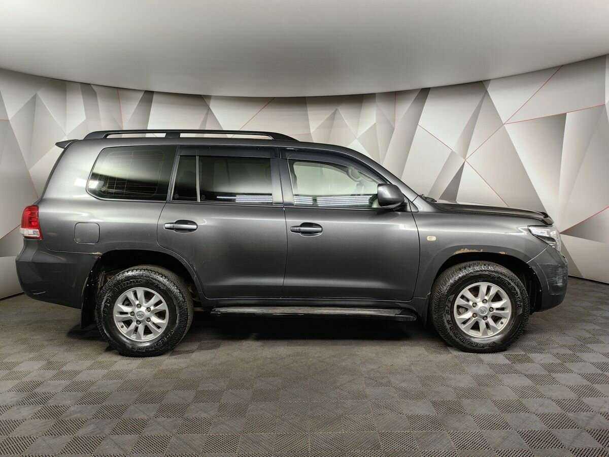 Купить Toyota Land Cruiser с пробегом. Фото: #5