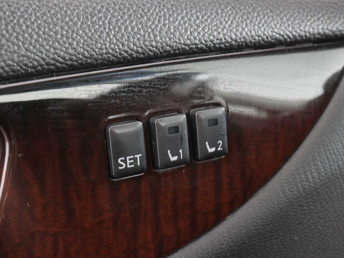 Купить Infiniti QX50 с пробегом. Фото: #10