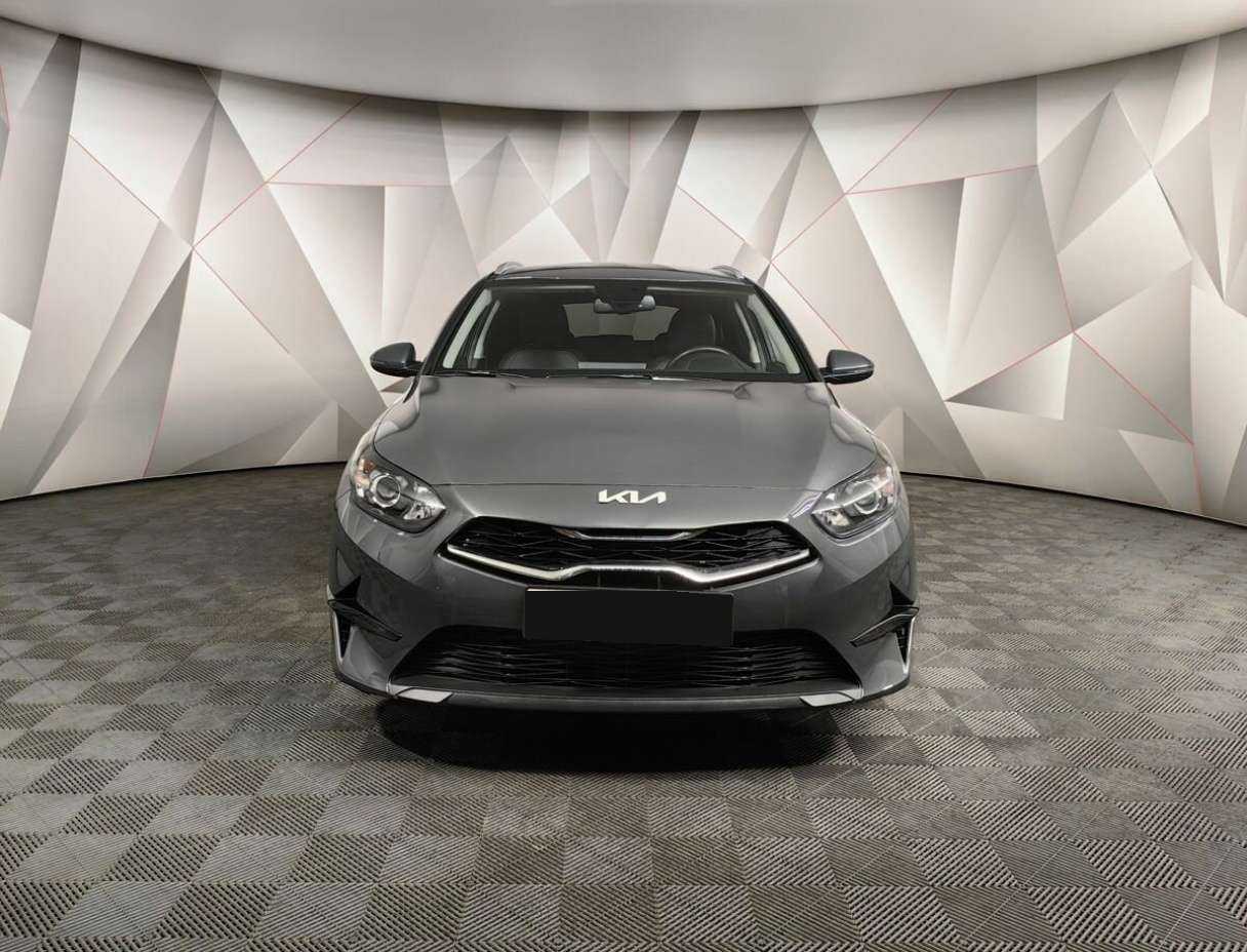 Купить Kia Ceed с пробегом. Фото: #6