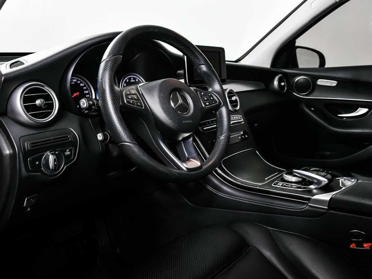 Купить Mercedes-Benz GLC с пробегом. Фото: #11