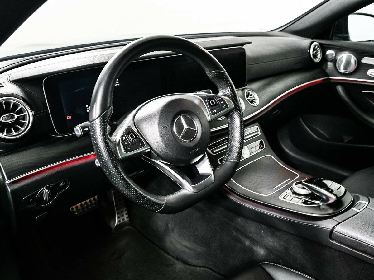 Купить Mercedes-Benz E-Класс с пробегом. Фото: #10
