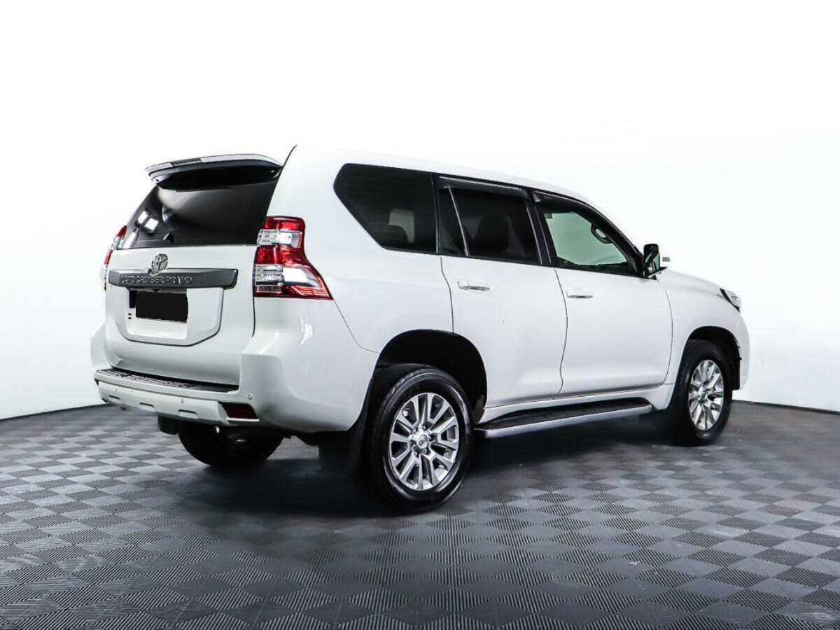 Купить Toyota Land Cruiser Prado с пробегом. Фото: #4