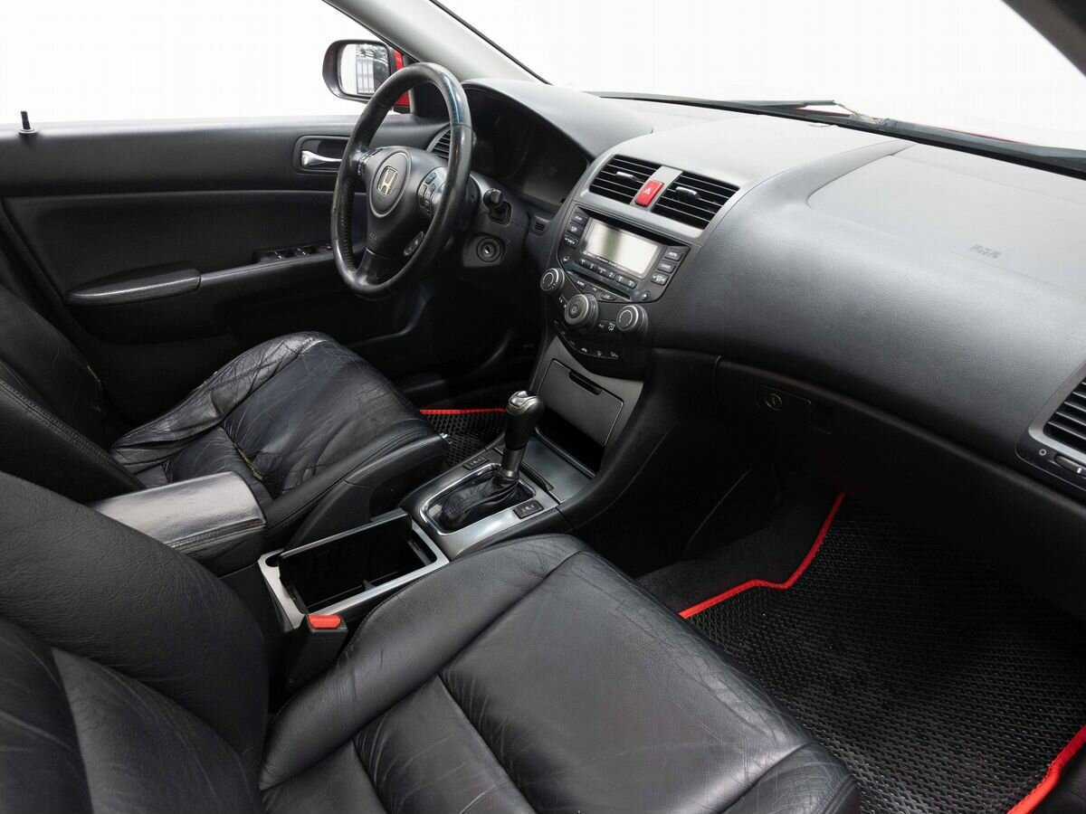 Купить Honda Accord с пробегом. Фото: #9