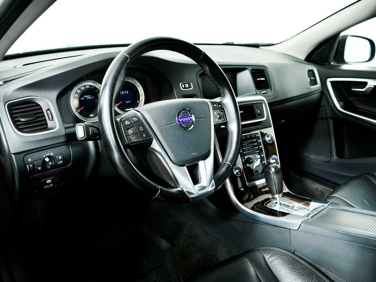 Купить Volvo S60 с пробегом. Фото: #11