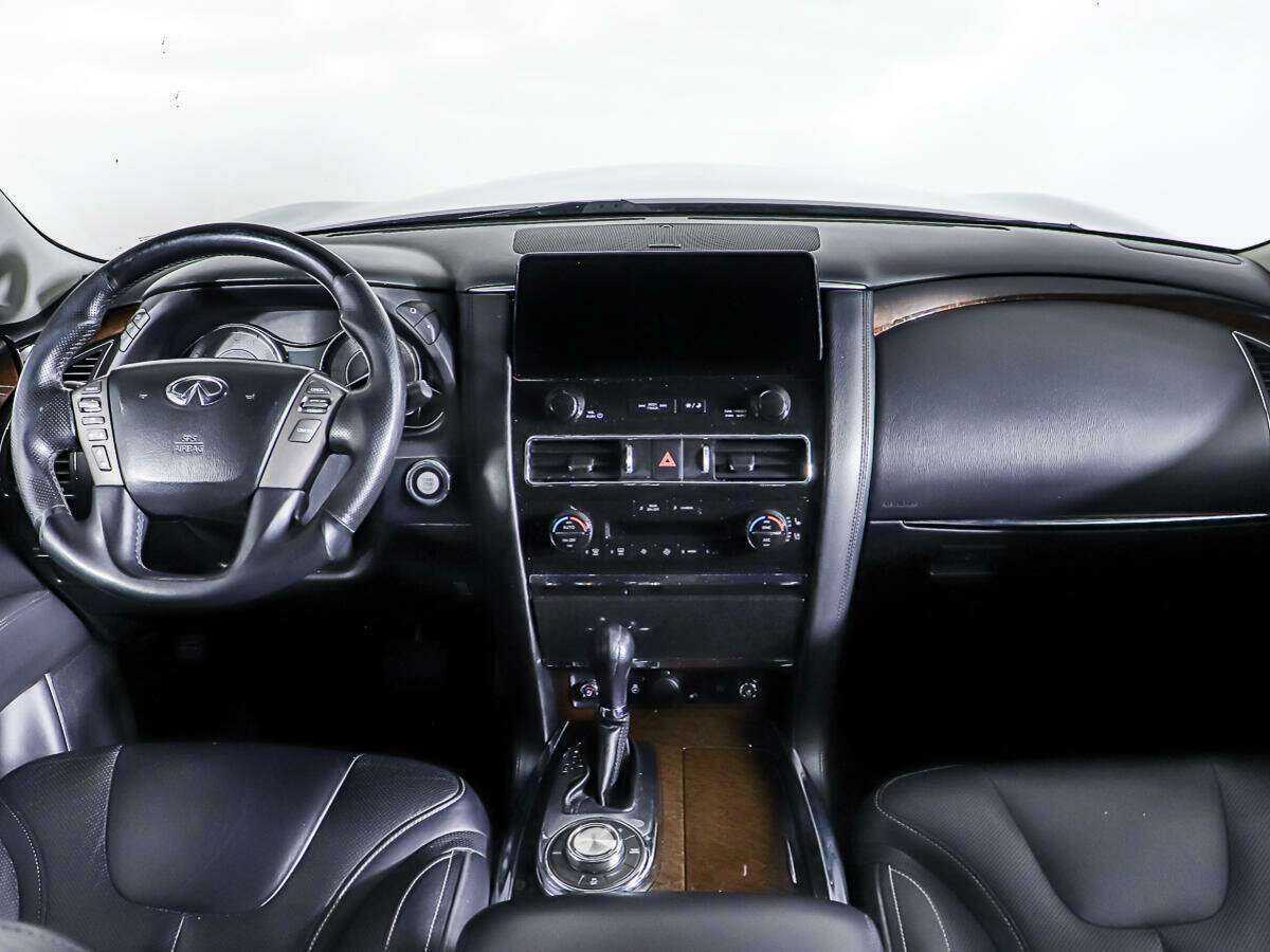 Купить Infiniti QX80 с пробегом. Фото: #10