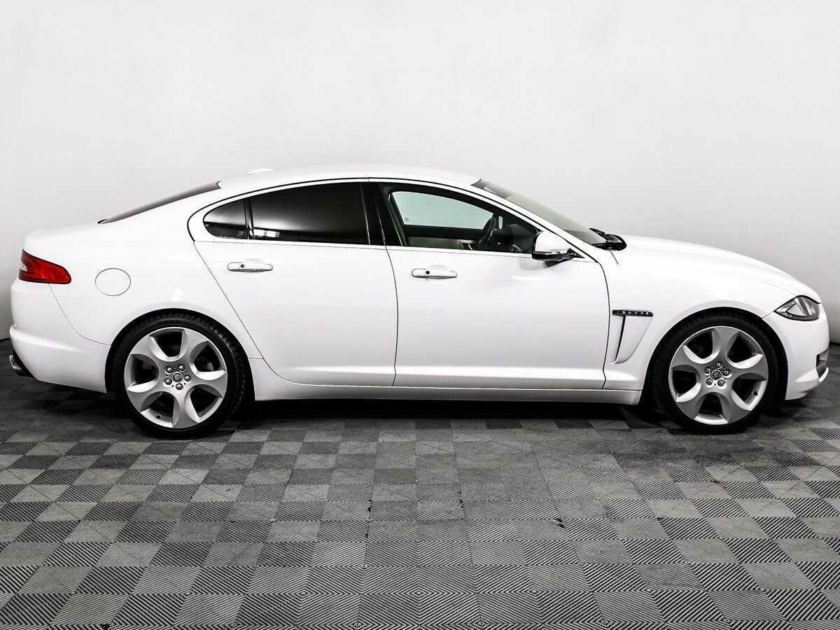 Купить Jaguar XF с пробегом. Фото: #3