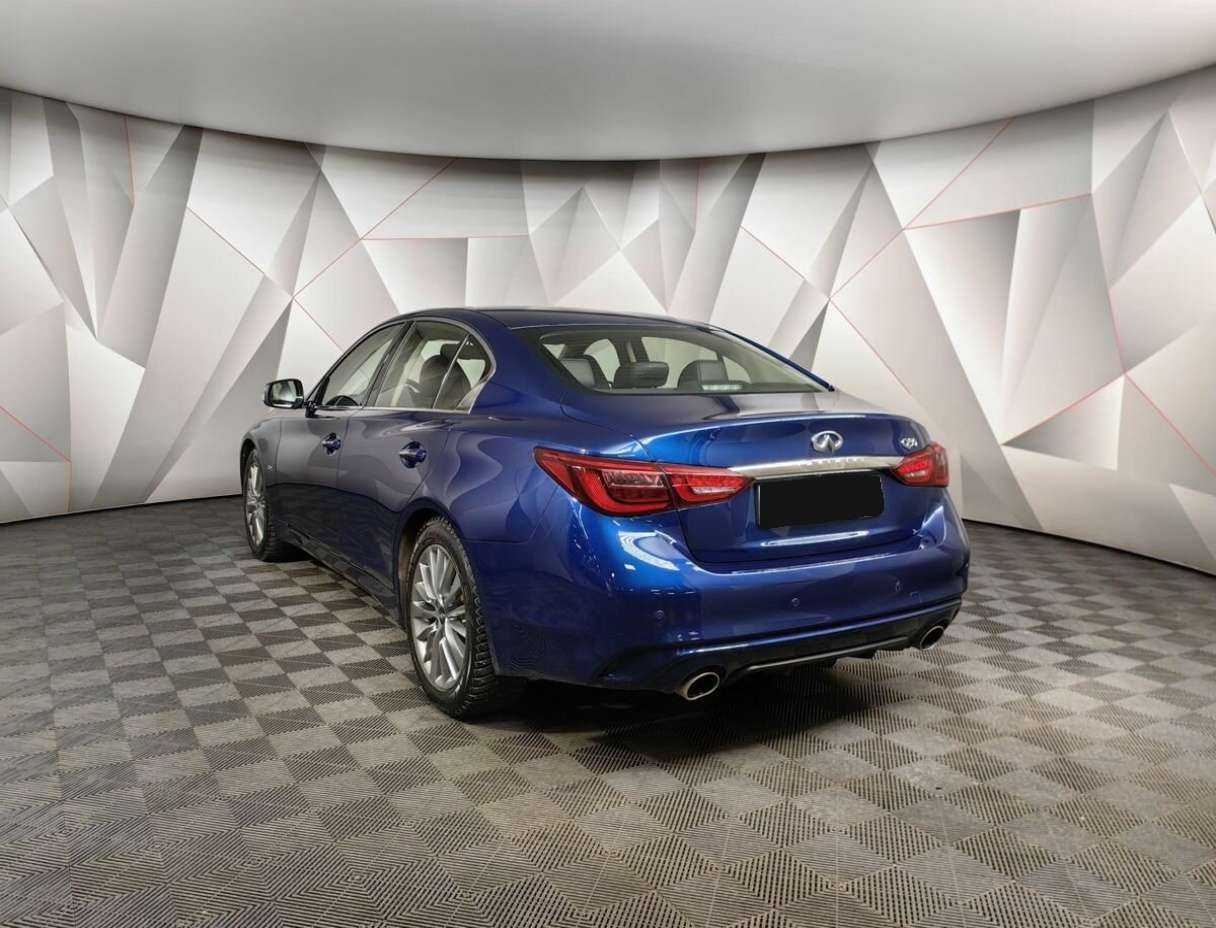 Купить Infiniti Q50 с пробегом. Фото: #3