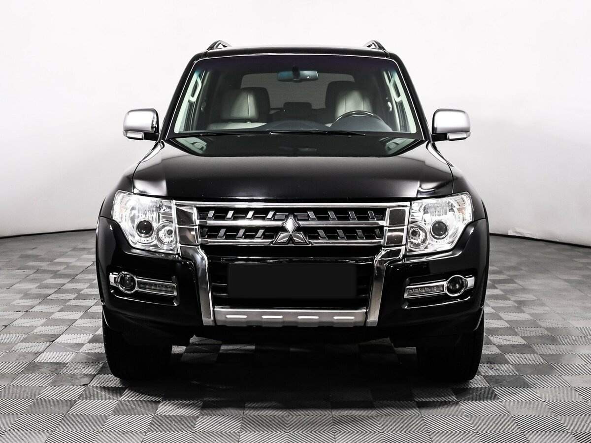 Купить Mitsubishi Pajero с пробегом. Фото: #1