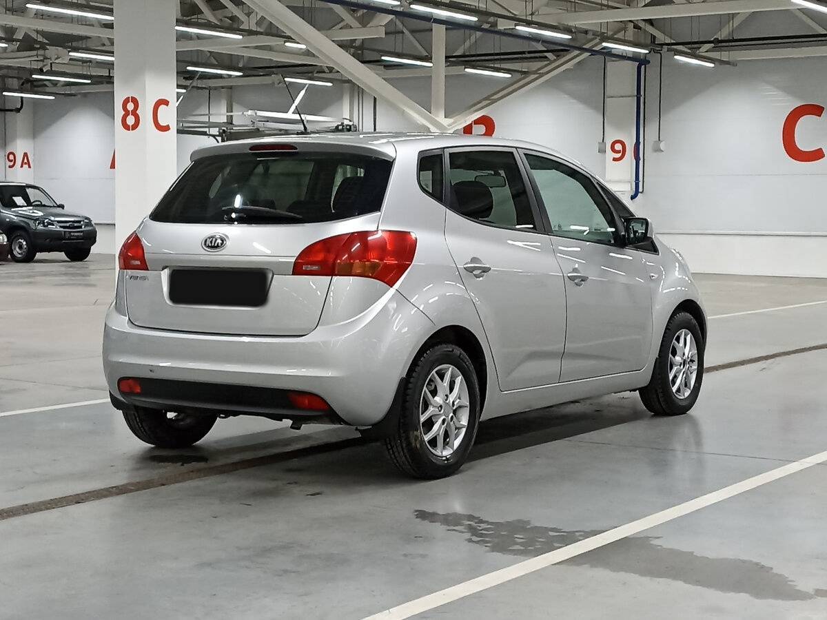 Купить Kia Venga с пробегом. Фото: #4