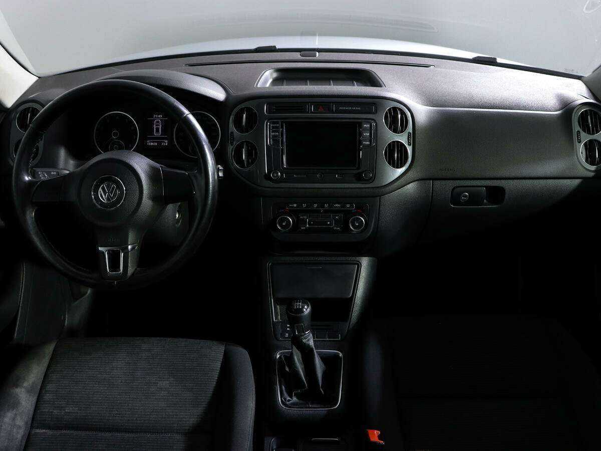 Купить Volkswagen Tiguan с пробегом. Фото: #11