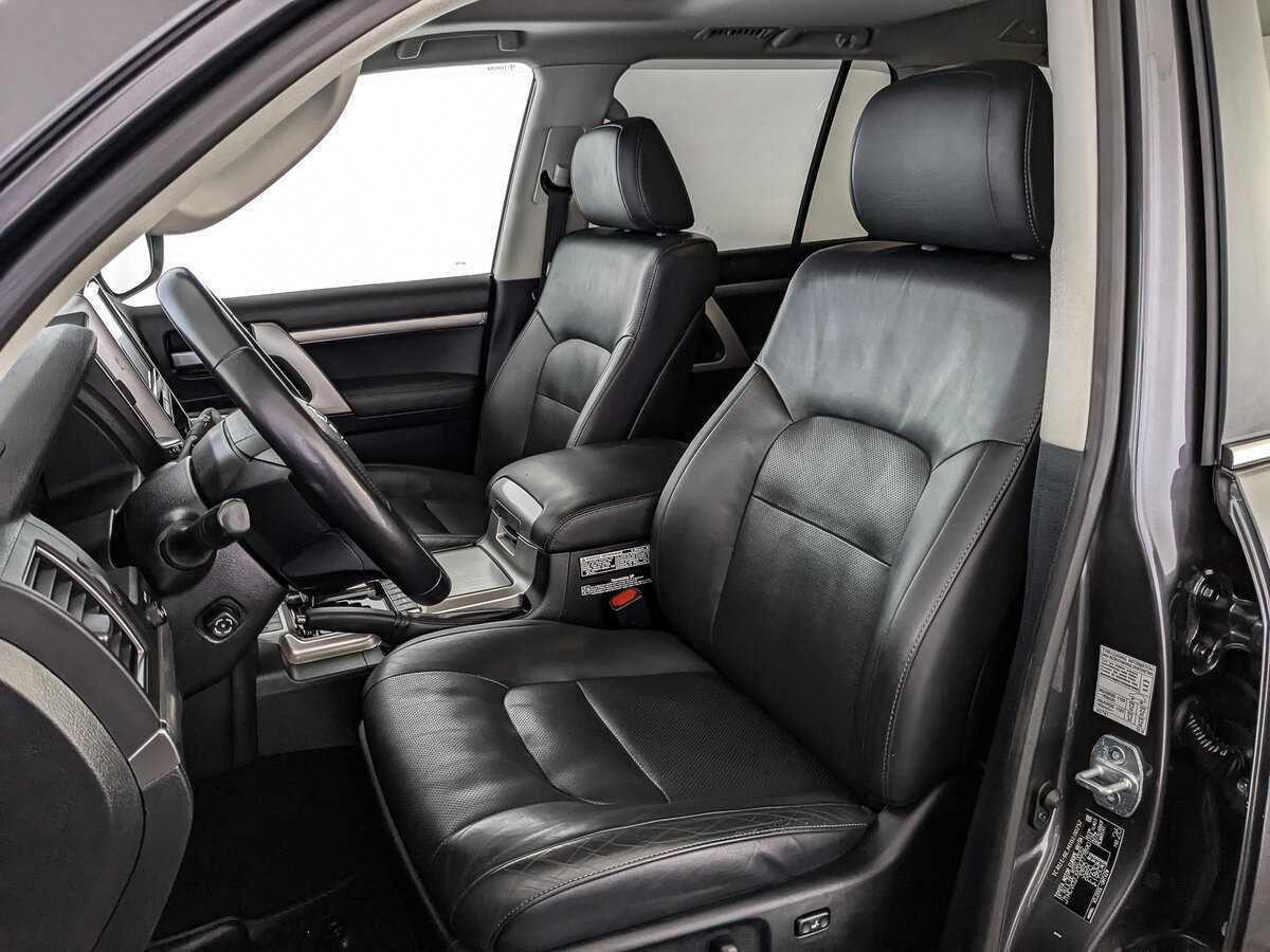 Купить Toyota Land Cruiser с пробегом. Фото: #17