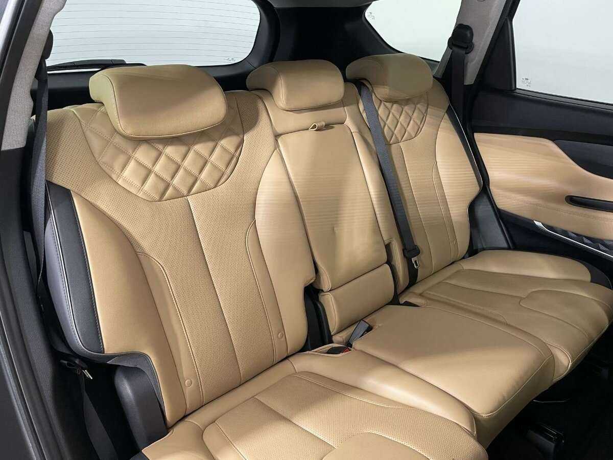 Купить Hyundai Santa Fe с пробегом. Фото: #14