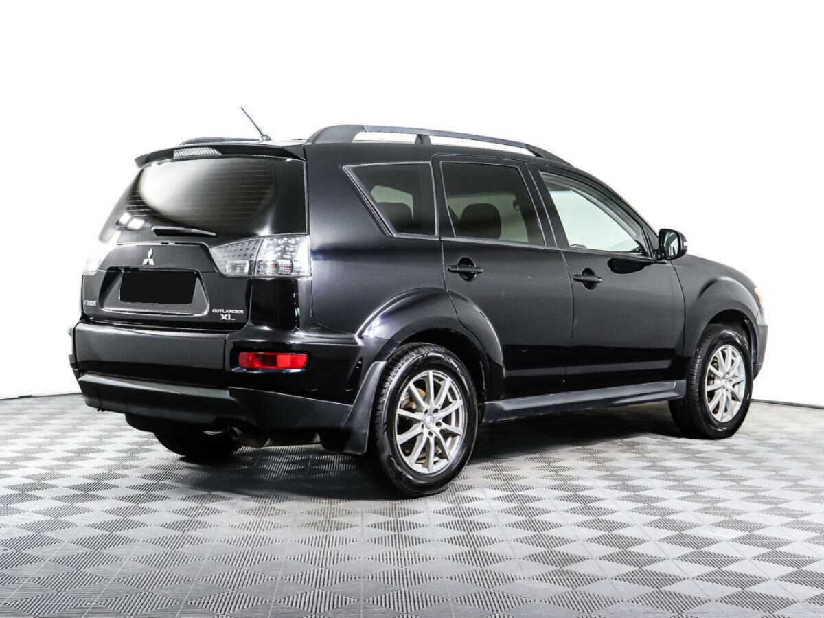 Купить Mitsubishi Outlander с пробегом. Фото: #3
