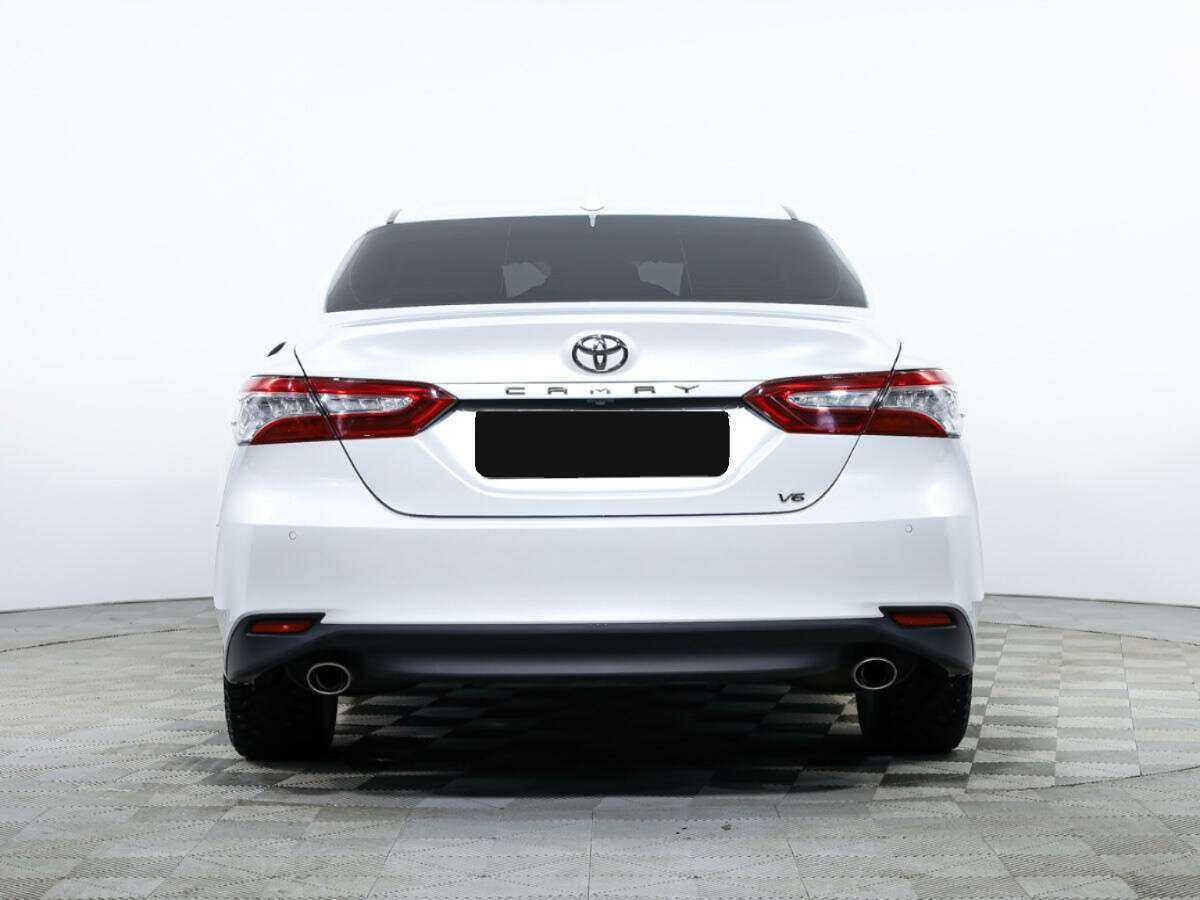 Купить Toyota Camry с пробегом. Фото: #5