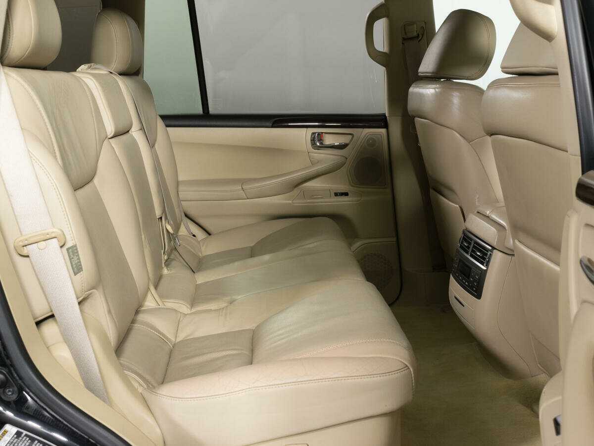 Купить Lexus LX с пробегом. Фото: #12