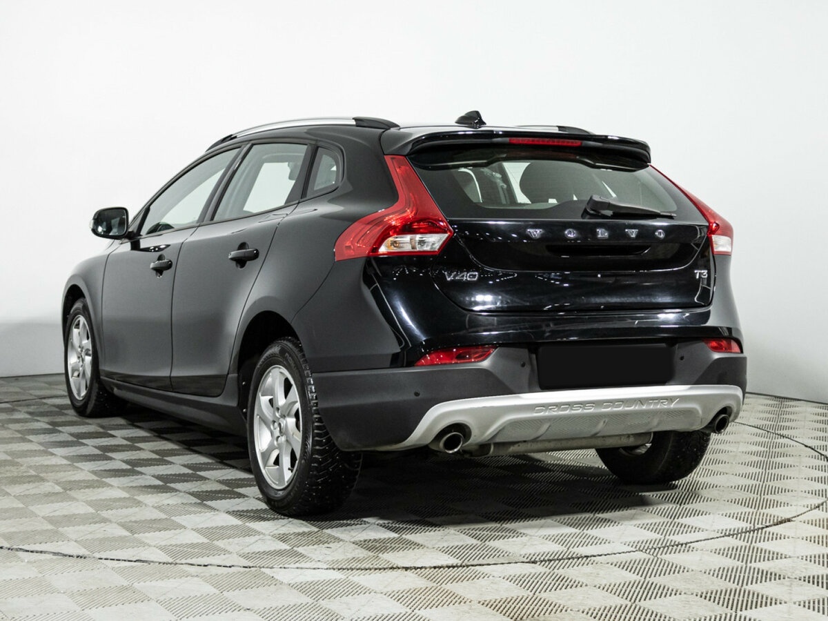 Купить Volvo V40 Cross Country с пробегом. Фото: #6