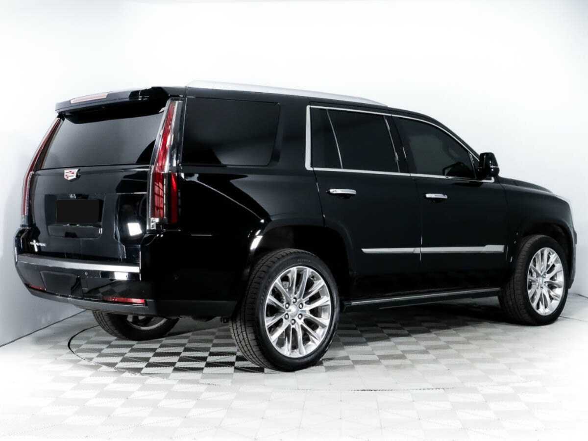 Купить Cadillac Escalade с пробегом. Фото: #4