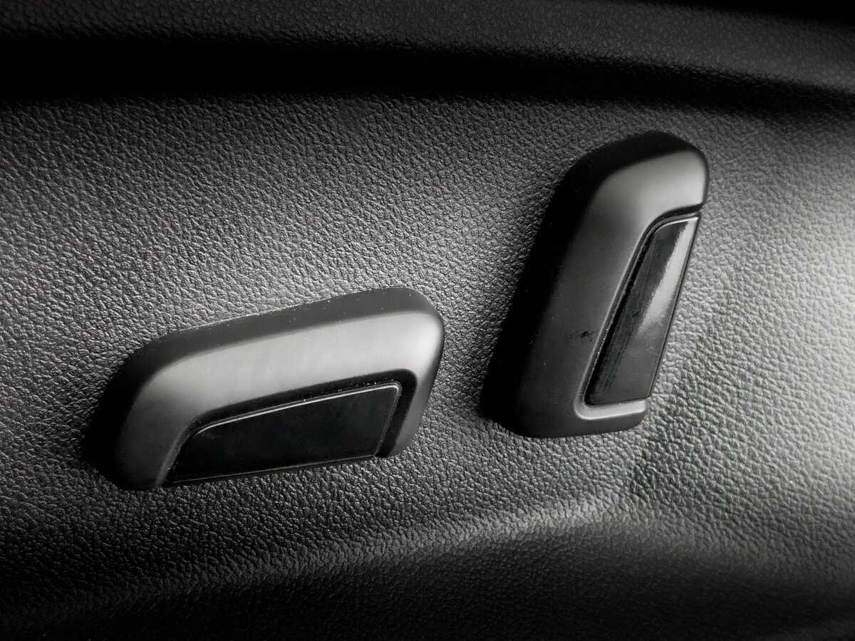 Купить Volkswagen Tiguan с пробегом. Фото: #18
