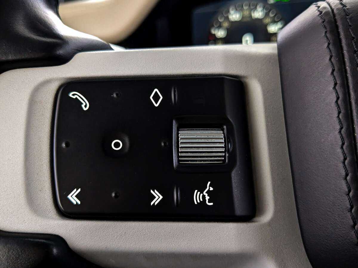 Купить Land Rover Defender с пробегом. Фото: #21