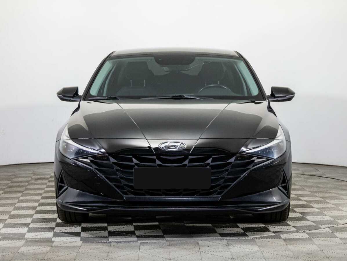 Купить Hyundai Elantra с пробегом. Фото: #1