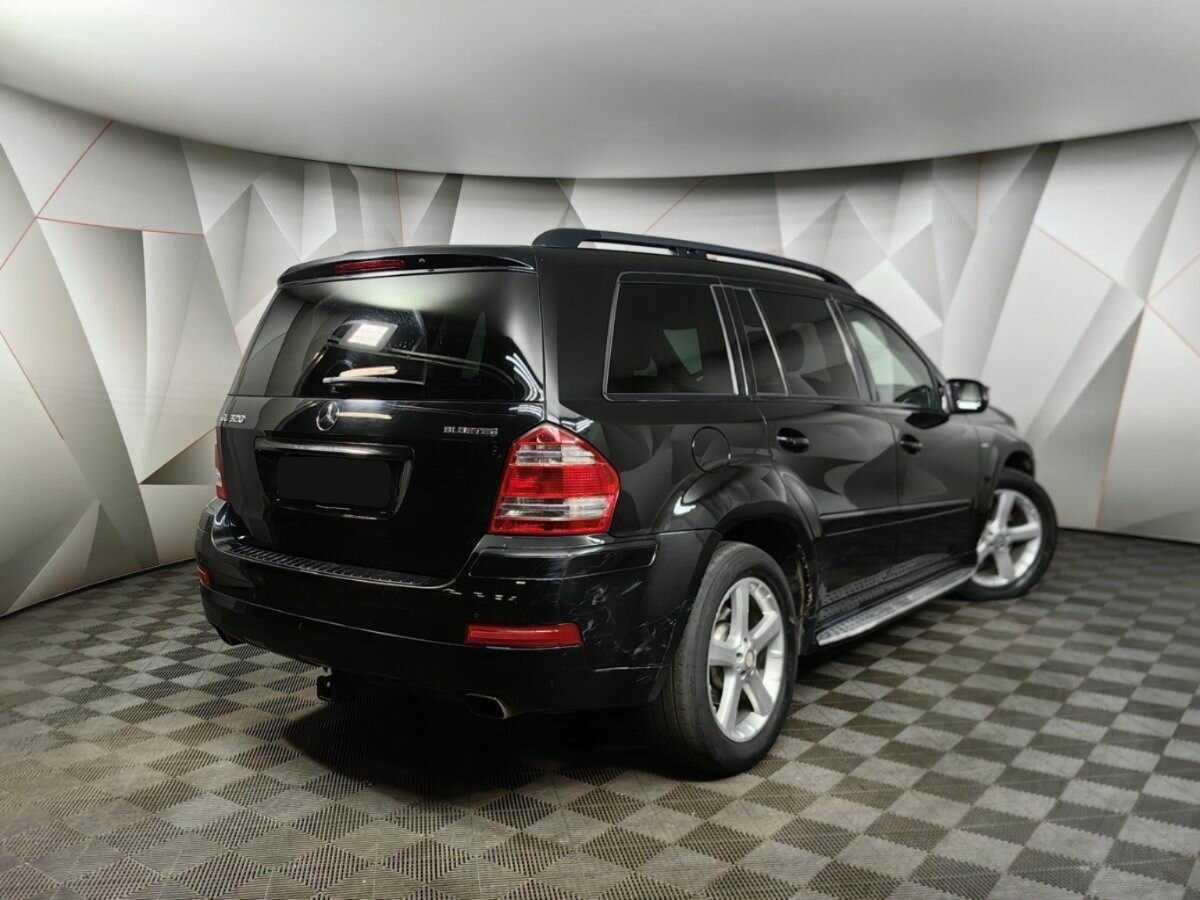 Купить Mercedes-Benz GL-Класс с пробегом. Фото: #1