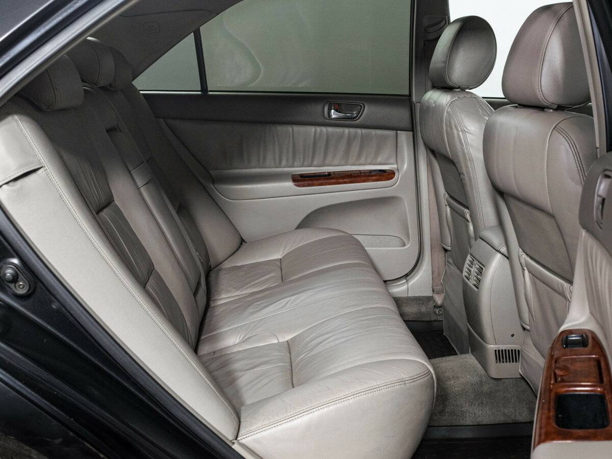 Купить Toyota Camry с пробегом. Фото: #8
