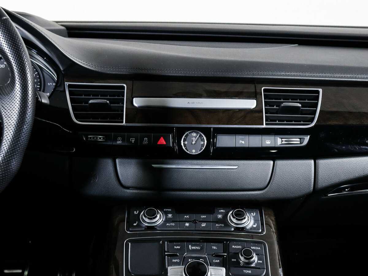 Купить Audi A8 с пробегом. Фото: #9
