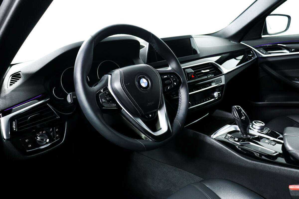 Купить BMW 5 серии с пробегом. Фото: #12